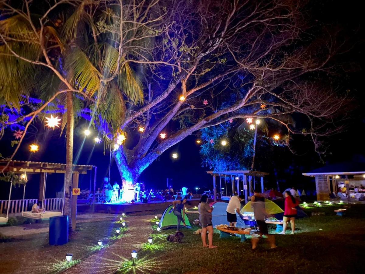 Sunset Hut Hostel اوموا المظهر الخارجي الصورة